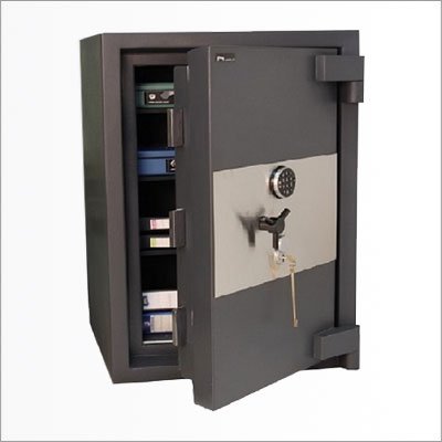 Огневзломостойкий сейф Defender Pro 535 EL+KL