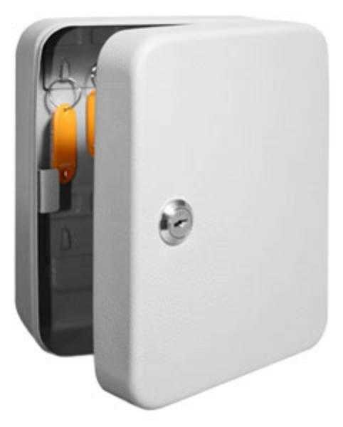 Шкаф для ключей КС-20 с брелоками