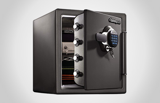 Огневодостойкий сейф STW123GDC