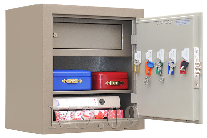 Металлический шкаф для офиса М9.09